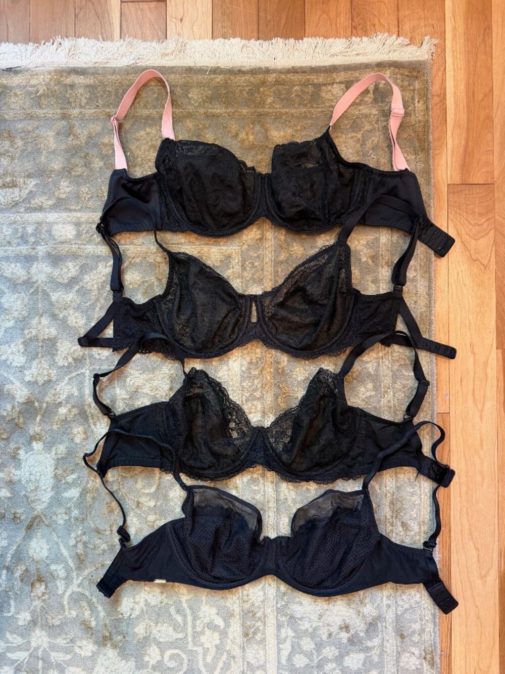 Lot of four 30G black bras